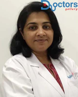 Dr NISREEN NAKHODA