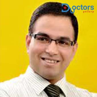 DR VARUN DIXIT