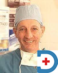 Dr Ronald W Busuttil