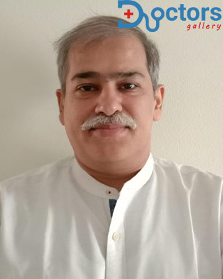 Dr ROSHAN BHANDARI