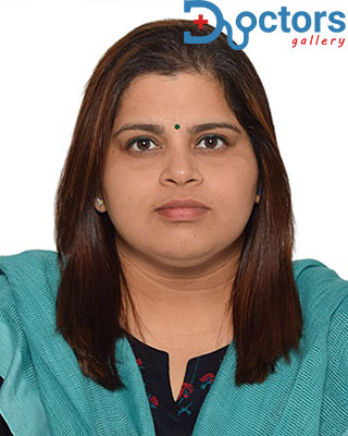Dr Ashwini Khanolkar